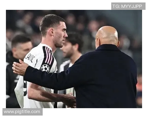 弗拉霍维奇的崛起与挑战：从新星到足球巨星的奋斗之路